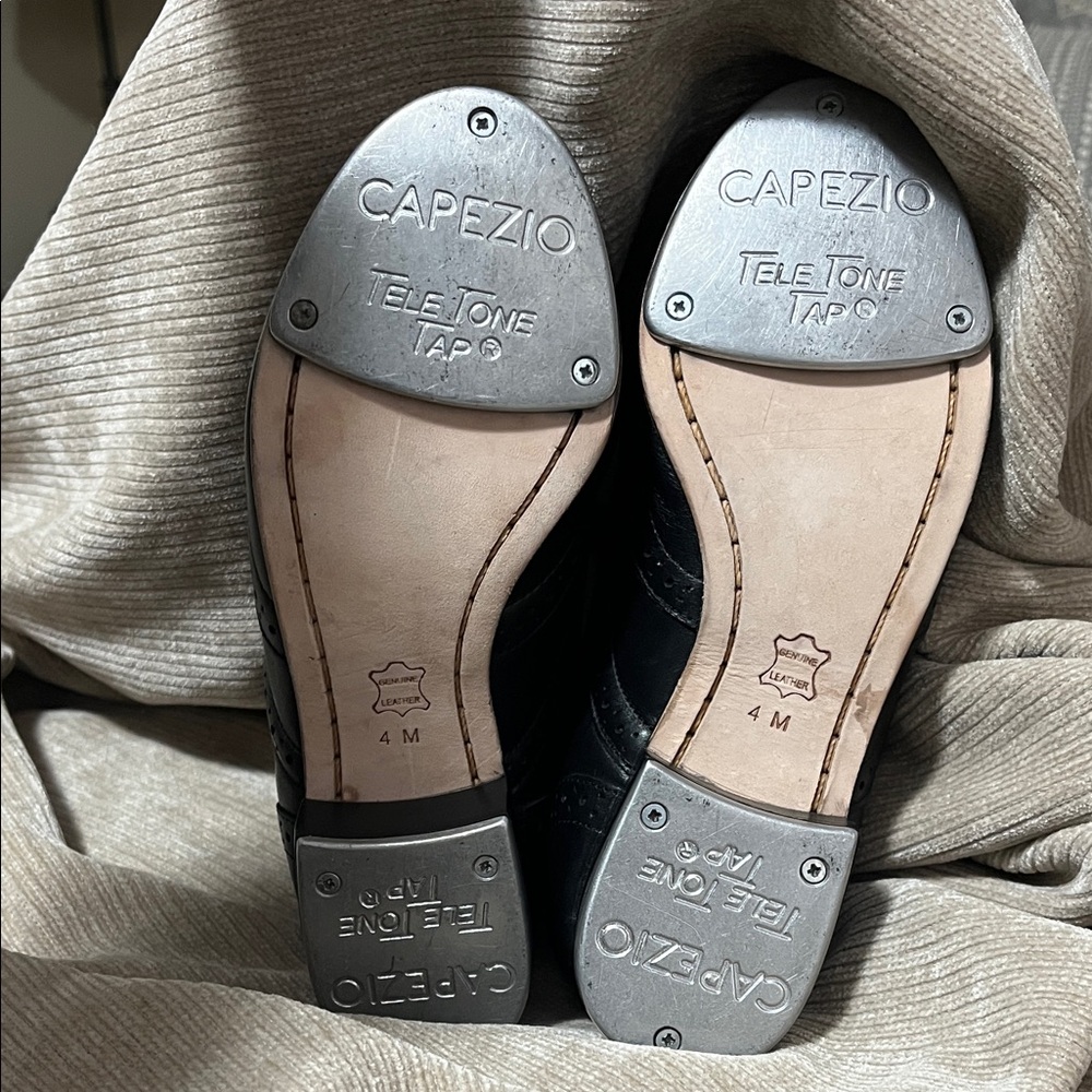 Capezio Roxy Tap Shoes - Picture 5 of 6